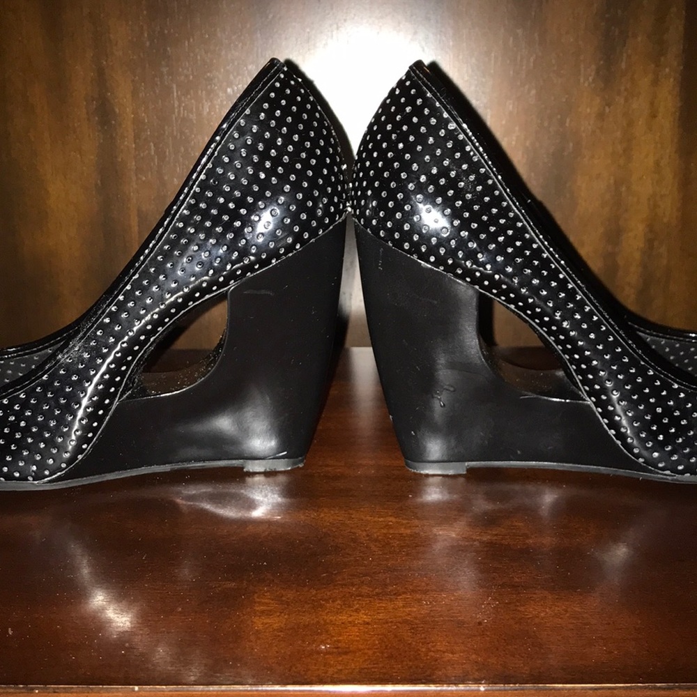 DONATING BCBGirls Black Wedge Heels - Picture 5 of 8